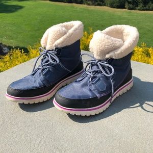 Women’s Navy Sorel “Carnival” Boots, Size 9